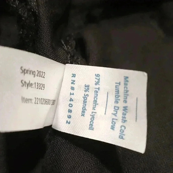 Marine Layer Eloise Belted Jumpsuit - Picture 9 of 9